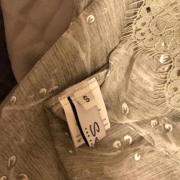 Dress - Picture 6 of 7